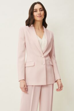 https://www.myonewedding.co.uk/wp-content/uploads/2020/04/cadie-suit-jacket-258x387.jpg