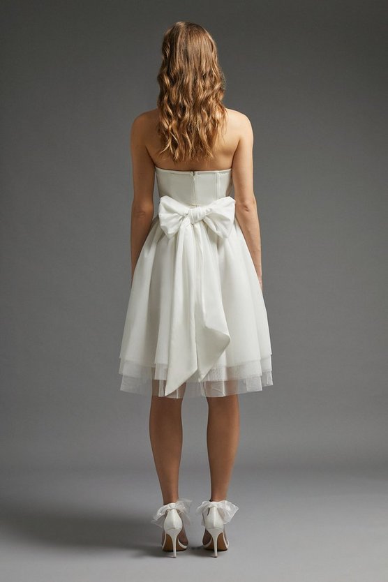 Kailey Low Back Maxi Dress With Detachable Bow Train - White - MESHKI U.S