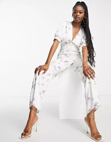 Hope & Ivy Eden floral jumpsuit in cream purple