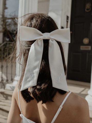 Gigi & Olive Classic Silk Bow Ivory