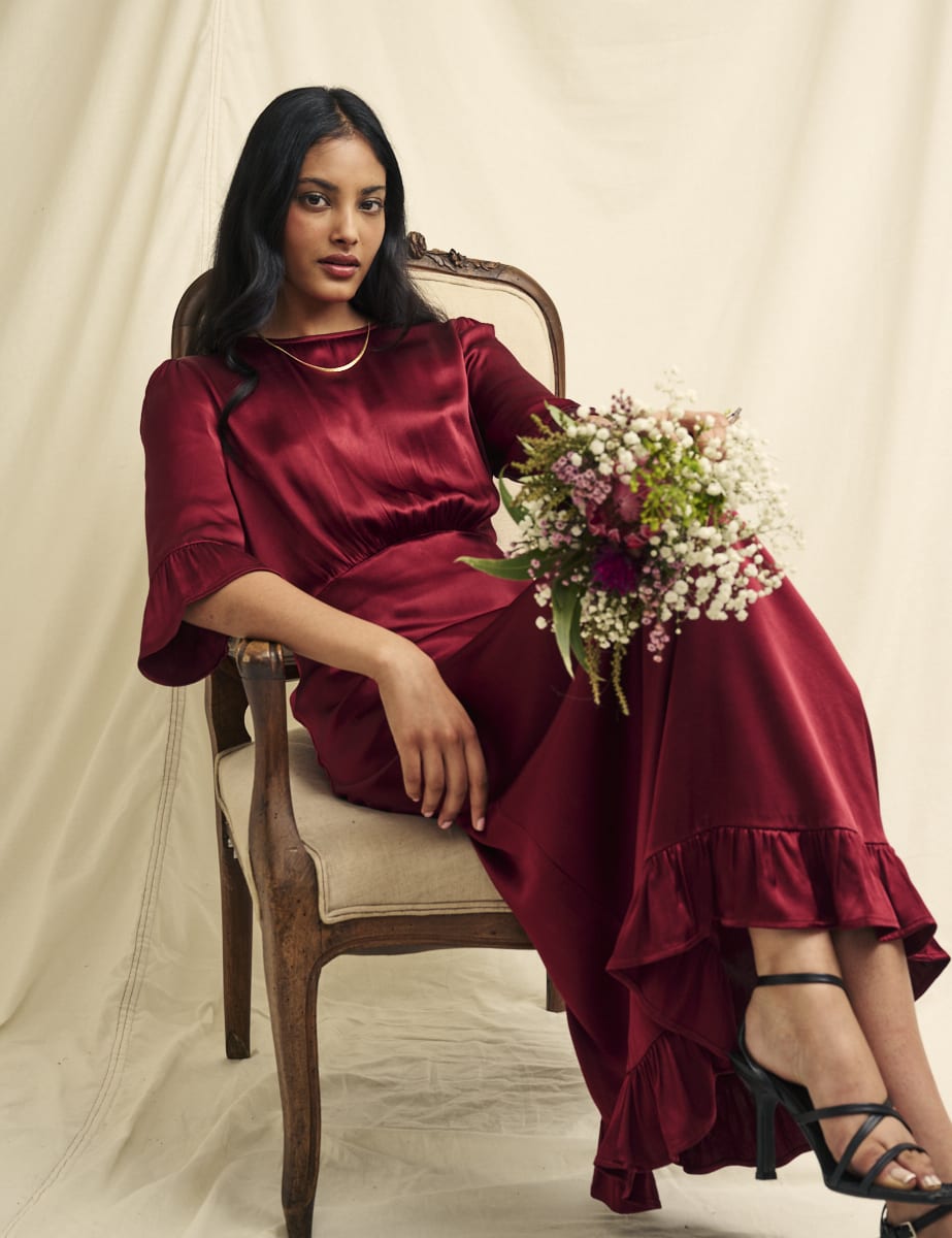 Burgundy Satin Fleur Bridesmaid Midaxi Dress