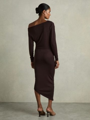 Reiss Fleur Off-The-Shoulder Ruched Jersey Midi Dress Brown